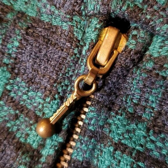 VINTAGE LIGHTHOUSE POINT FASHIONS Lightweight Plaid Zip-Up Jacket - Picture 4 of 8